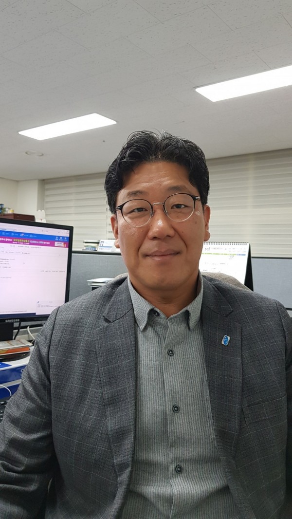 김재우 팀장1[회전].jpg