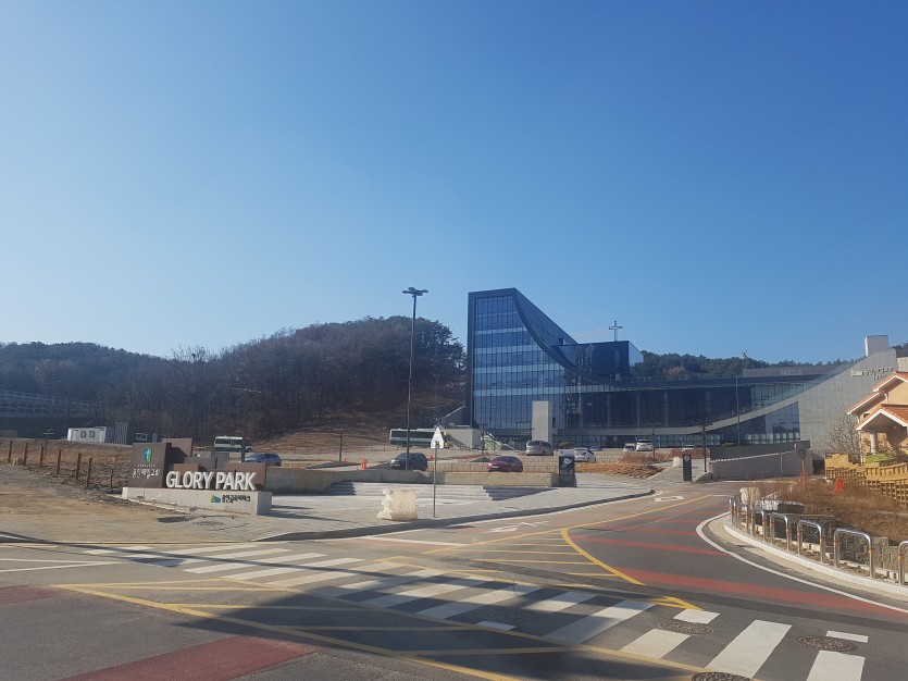 용인제일교회 글로리센터.jpg