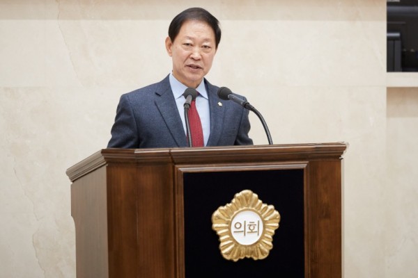 20191217 용인시의회, 광역교통대책 수립 재촉구 결의안 채택(윤재영 의원).jpg