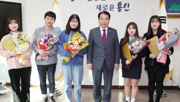 20일 용인경전철 서포터즈 활동 우수자 표창.jpg