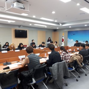 (사진) 청년정책위원회 회의 장면.jpg