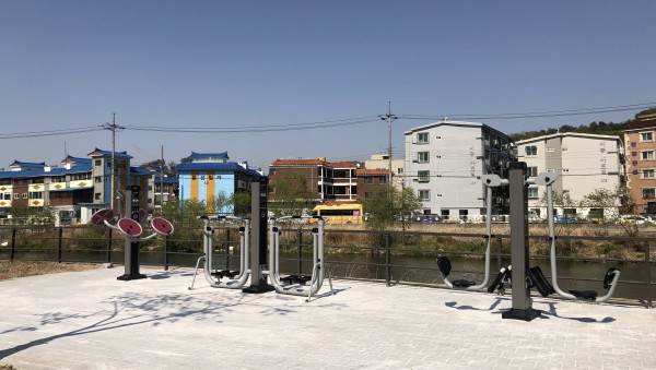 (사진)마평동양지천일대주민휴식공간조성2.jpeg