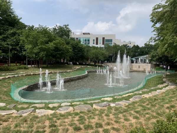 (사진) 풍덕천동 신정문화공원 연못분수.jpg