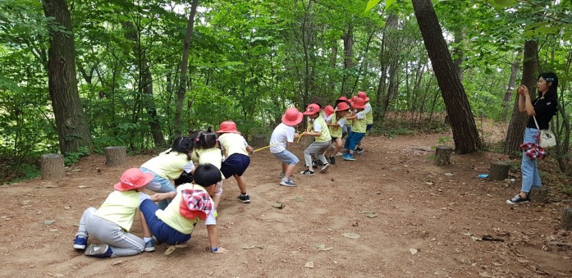 유아숲체험2.jpg