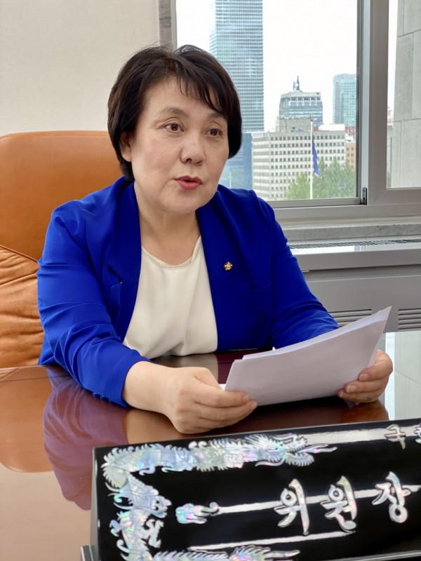정춘숙.jpg