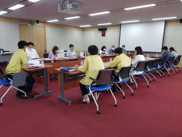(사진) 2학기 유학생 보호관리 지원 간담회.jpg