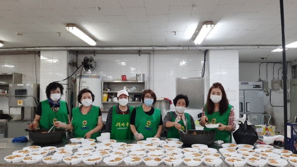7일 보라동 도시락 전달 (2).jpeg