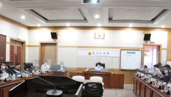200921 교육기획위, 도교육청 추진사업 정책협의 실시.jpg