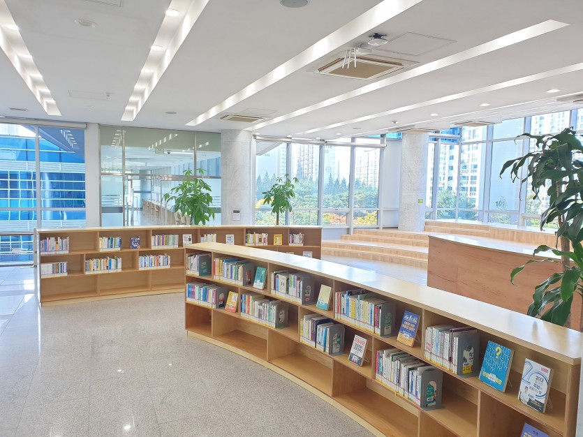 기흥도서관 (2).jpg