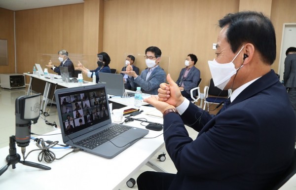 201006 장현국 의장, 파주시청소년교육의회 청소년과 온라인 정담회 진행 (1).jpg