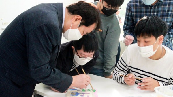 (사진)기흥장애인복지관(개관15주년-기념행사)(1).jpg