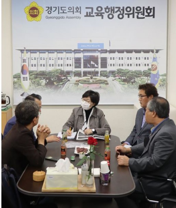 201016 박옥분 의원, 경기도 취약노동자 대표단 정담회 실시 (1).JPG