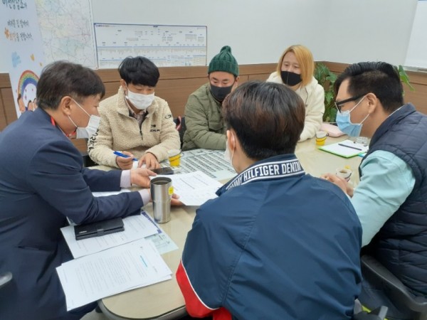 201026 성수석 의원, 경기도 청년정책 관련 의견청취.jpg