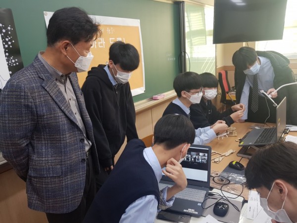 어울림마당_실시간_드론_교실.jpg