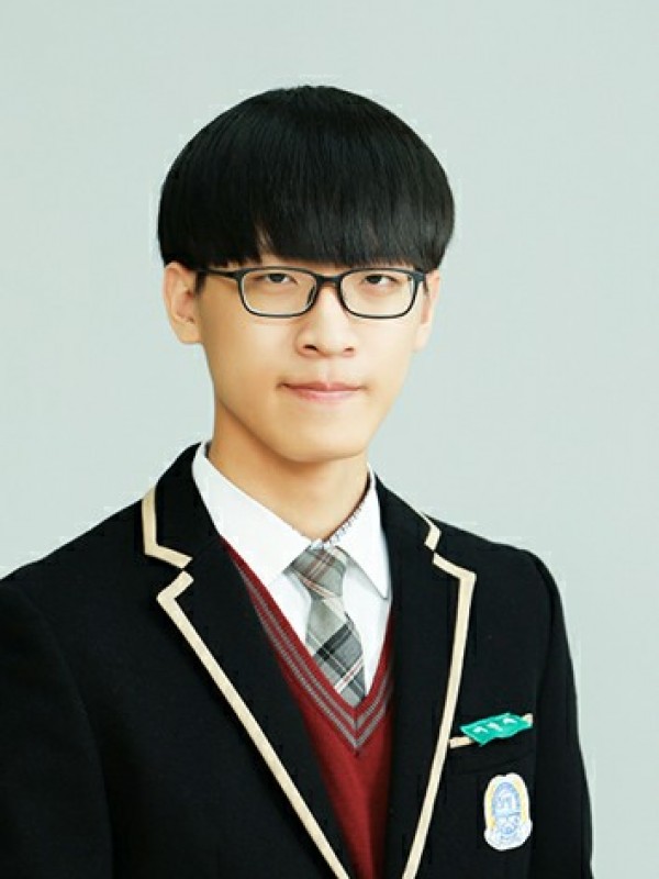 이민재+학생+사진.jpg