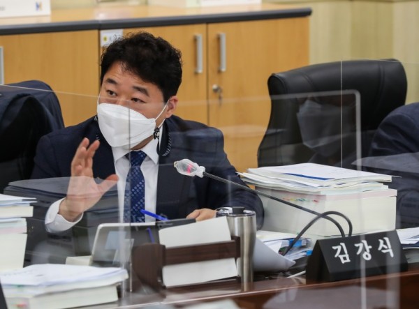 201126 김강식 의원, 방범 CCTV 예산안 편성에 수요조사 반영 등 질의.jpg