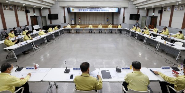 201204 장현국 의장, 연말 주요행사 취소.연기 등 감염병 예방강화 주문_최종 (1).jpg