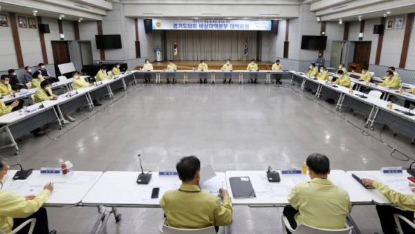 201204 장현국 의장, 연말 주요행사 취소.연기 등 감염병 예방강화 주문_최종 (1).jpg