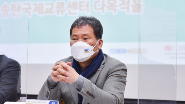 좌장1.jpg