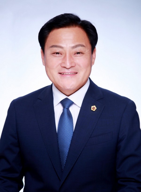 ★20201005 장현국 의장님 사진.jpg