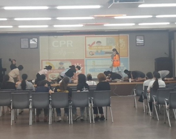 [크기변환]4. 이천시 어린이 이용시설 종사자 대상 안전교육 실시1.jpg