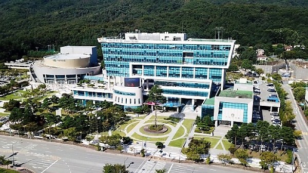 4. 이천시 2025년 공중위생서비스 평가 결과 최우수업소 지정 공표.jpg