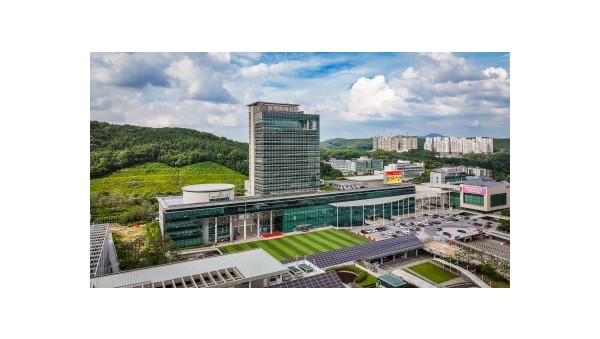 [크기변환]2. 용인특례시청사 전경.jpg