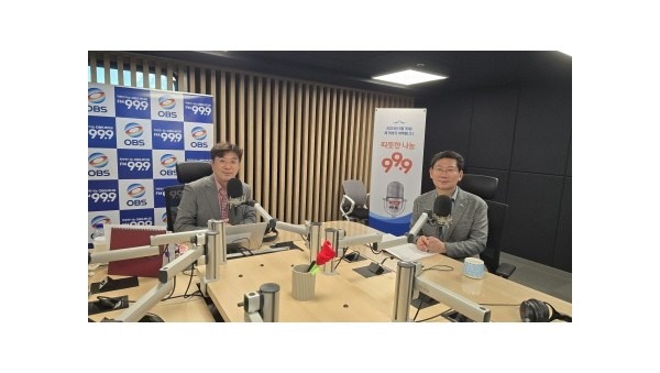 [크기변환]7. 이상일 시장은 11일 OBS라디오 ‘굿모닝 OBS’에 출연해 용인시가 추진 중인 고령사회 대응 정책 등을 소개했다..jpg