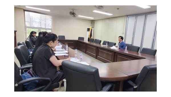 250812 문형근 의원, 안양시 민간어린이집 연합회와 보육환경 개선 정책정담회 개최.jpg