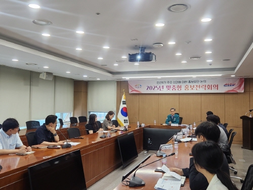 b9debb487b924ec65779855444bf522b_1758609827_4207.jpg