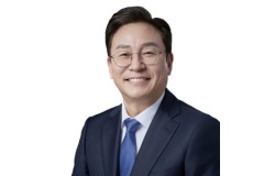 ‘면허도 없이’ 도로 질주.…