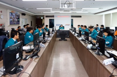 1. 이천시 행정안전부 2025년 여름철 자연재난 대책추진 평가 우수 지방정부 선정(여름철 관계기관 대책회의 사진).jpg