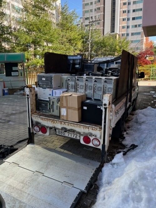 (20251217) 용인교육지원청 보도자료(업무는 빼고(-), 수익은 더했다(+) 용인교육지원청 학교불용물품 '원스톱 매각') 사진2 (1).jpeg