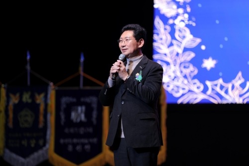 9-2. 이상일 용인특례시장은 18일 '2025년 용인시 보육인 대회'에 참석했다.JPG